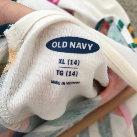 Old navy girls’ floral dress - Picture 3 of 5